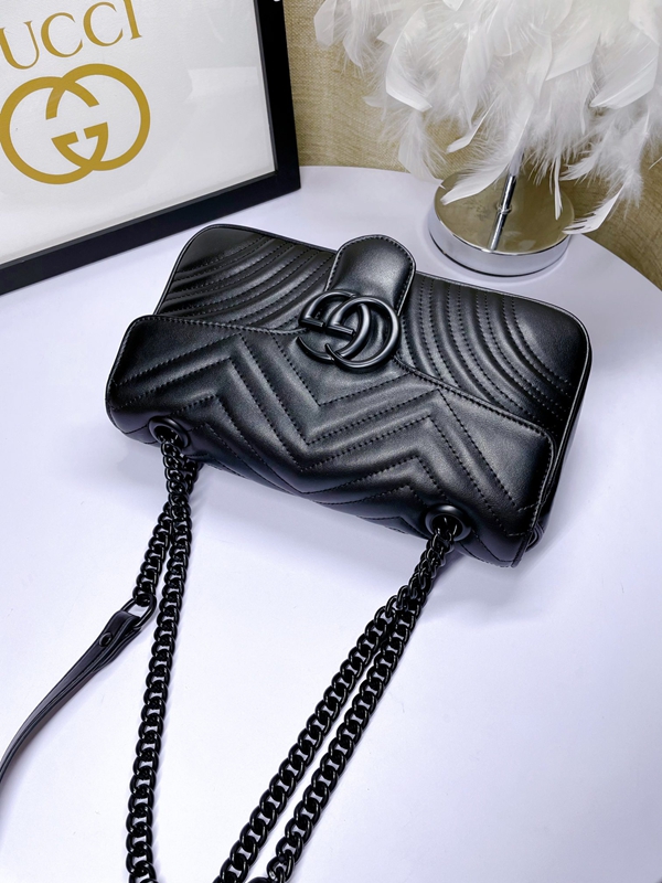 激安グッチバッグコピー角部分ディテール